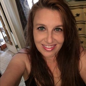 Meet your Posher, Halle